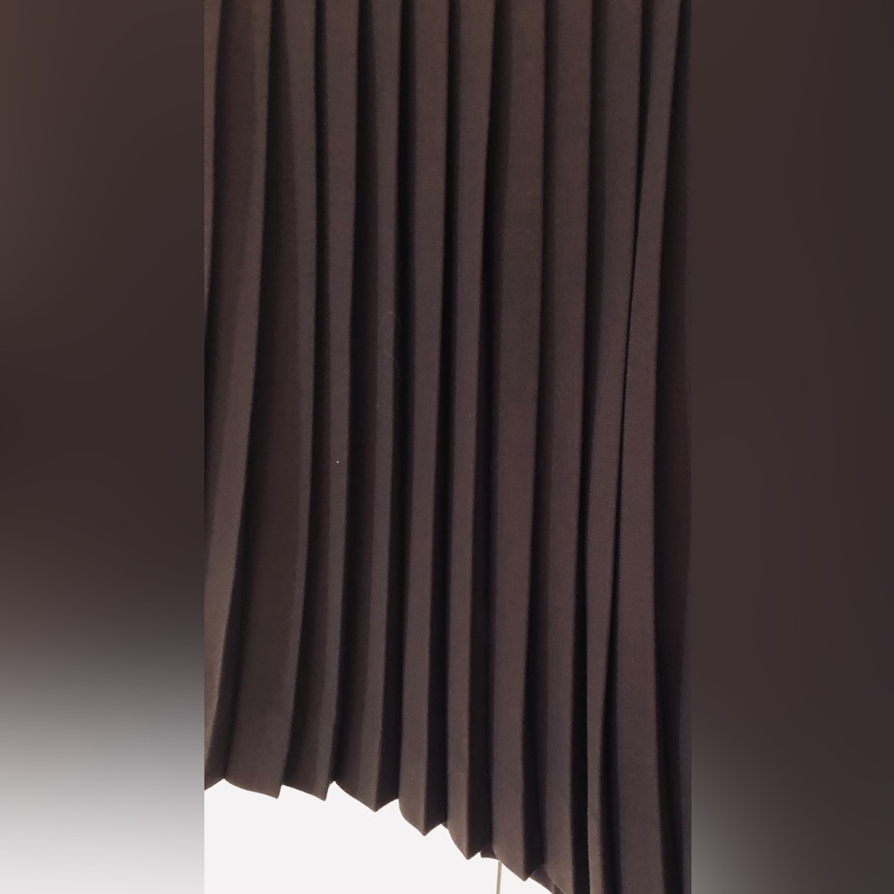 CHANEL authentic Espresso worsted wool, pleated Skirt 26" length 24" waist